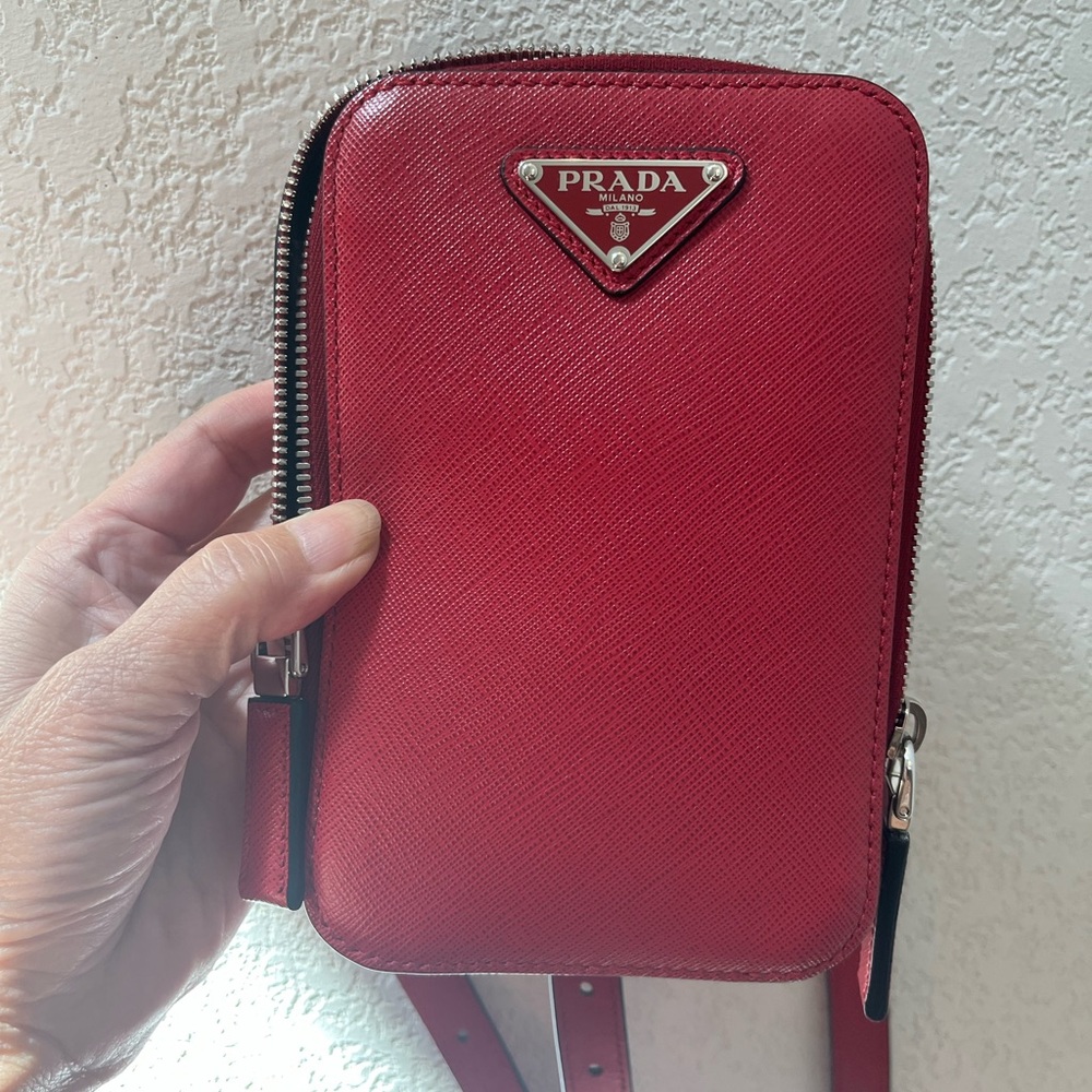 Beautiful Authentic Prada unisex bag BRAND NEW